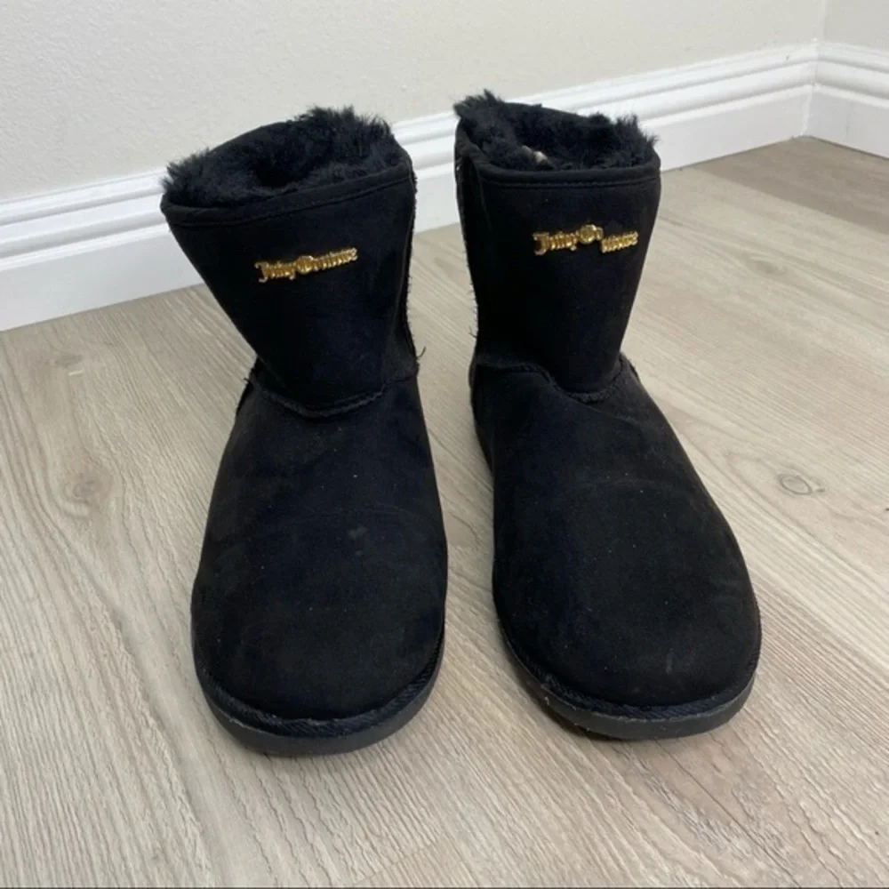 Juicy Couture black snow/winter boots